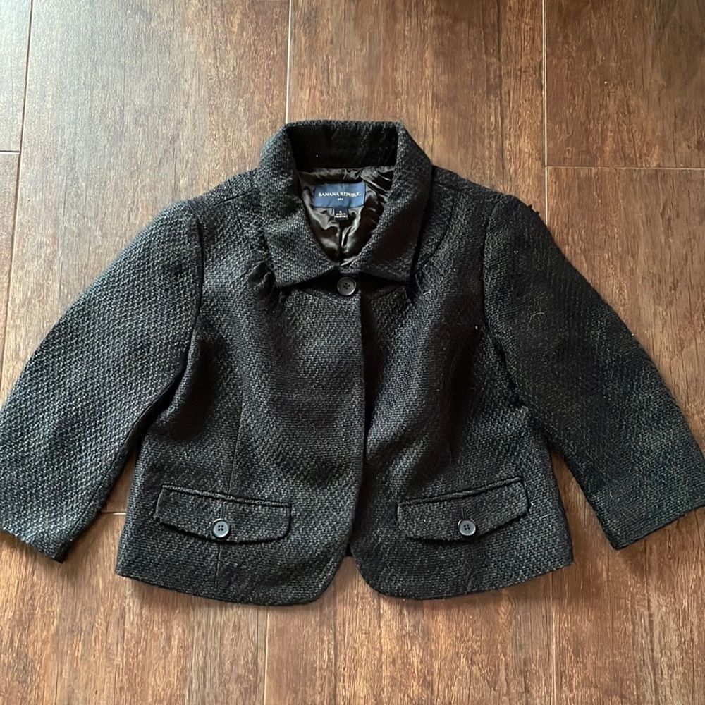 Banana Republic Black Crop Blazer